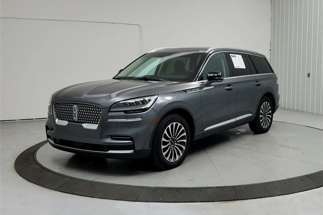 2023 Lincoln Aviator Reserve photo 1