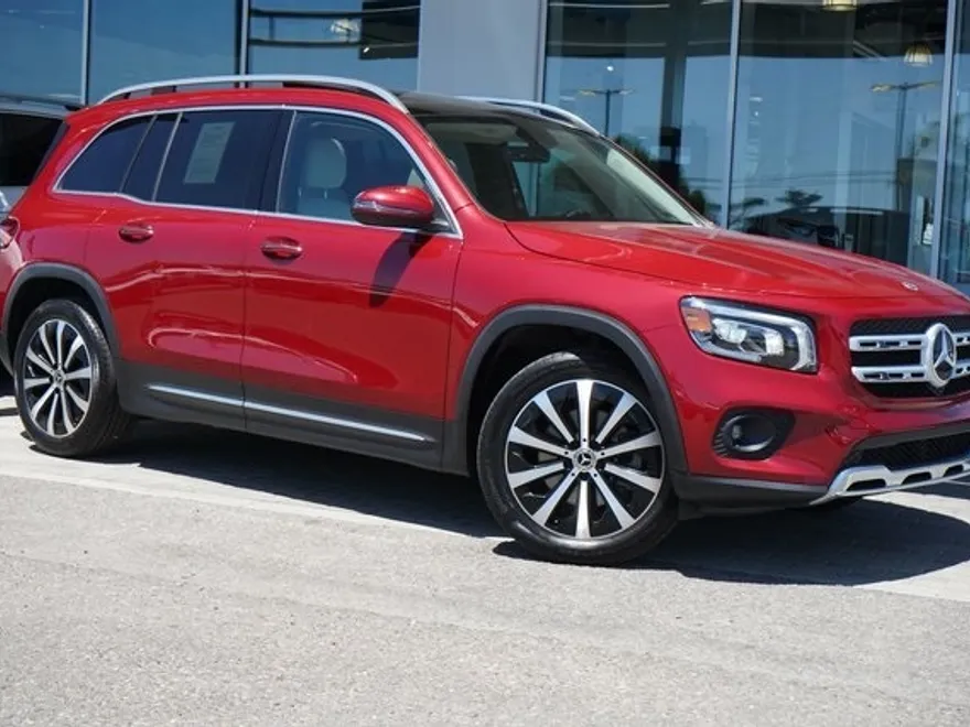 2022 Mercedes Benz GLB 250 photo 1