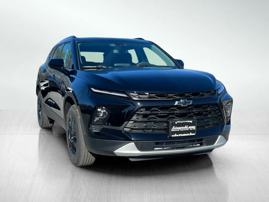 2025 Chevrolet Blazer 2LT photo 1