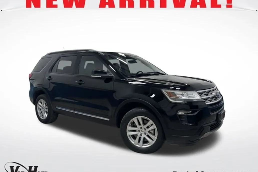 2018 Ford Explorer XLT photo 1