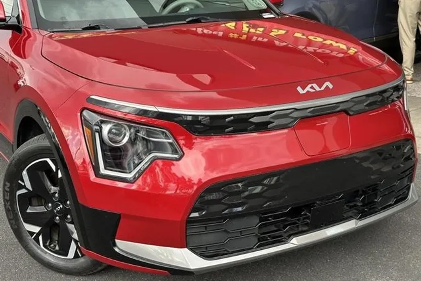 2023 Kia Niro EV Wind photo 1