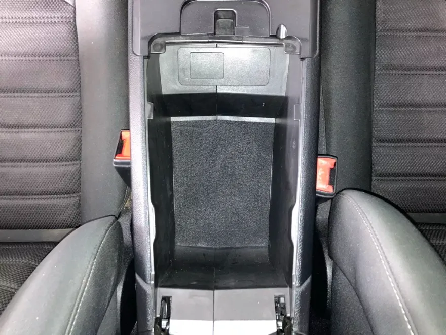 2020 Ford Fusion SE photo 1