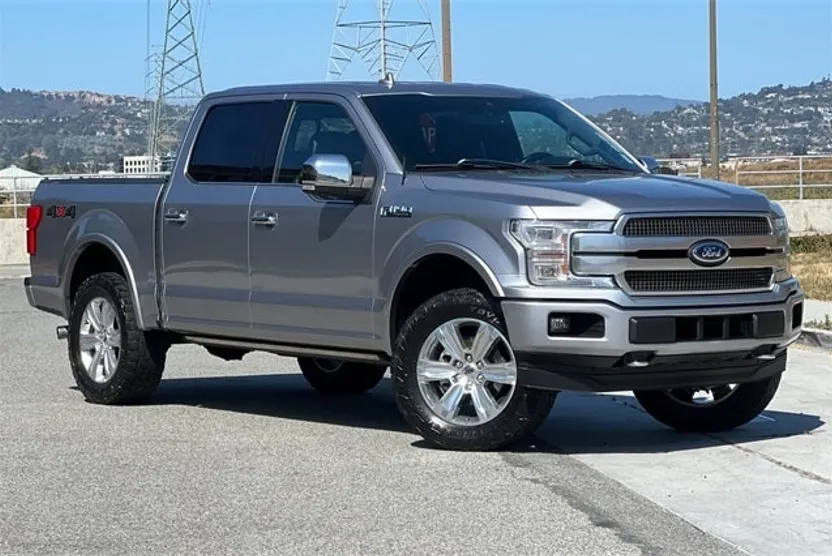 2020 Ford F-150 Platinum photo 1