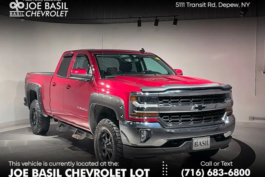 2018 Chevrolet Silverado 1500 LT photo 1