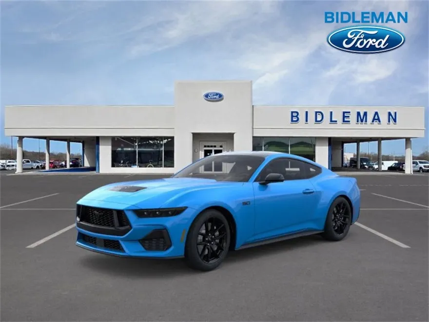 2025 Ford Mustang GT photo 1