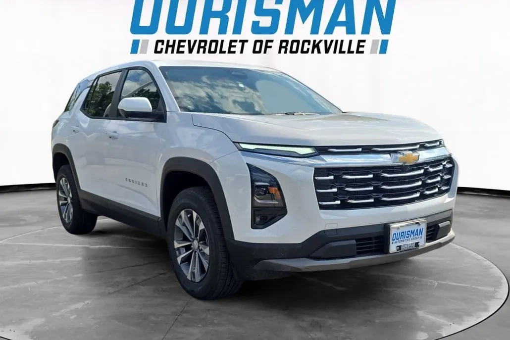 2026 Chevrolet Equinox LT photo 1