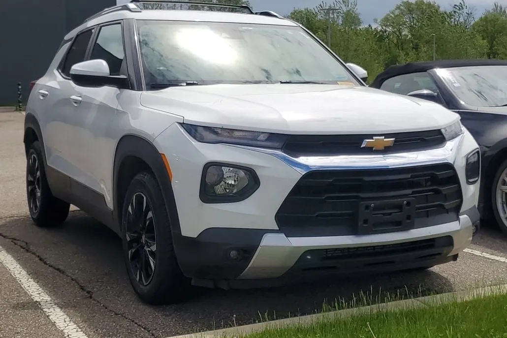 2022 Chevrolet Trailblazer LT photo 1