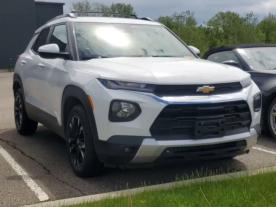 2022 Chevrolet Trailblazer LT photo 1