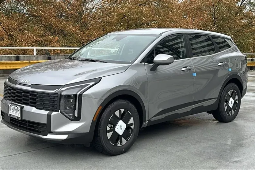 2026 Kia Sportage Hybrid LX photo 1