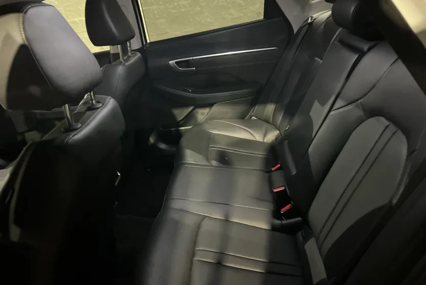 2022 Hyundai Sonata Hybrid Limited photo 1