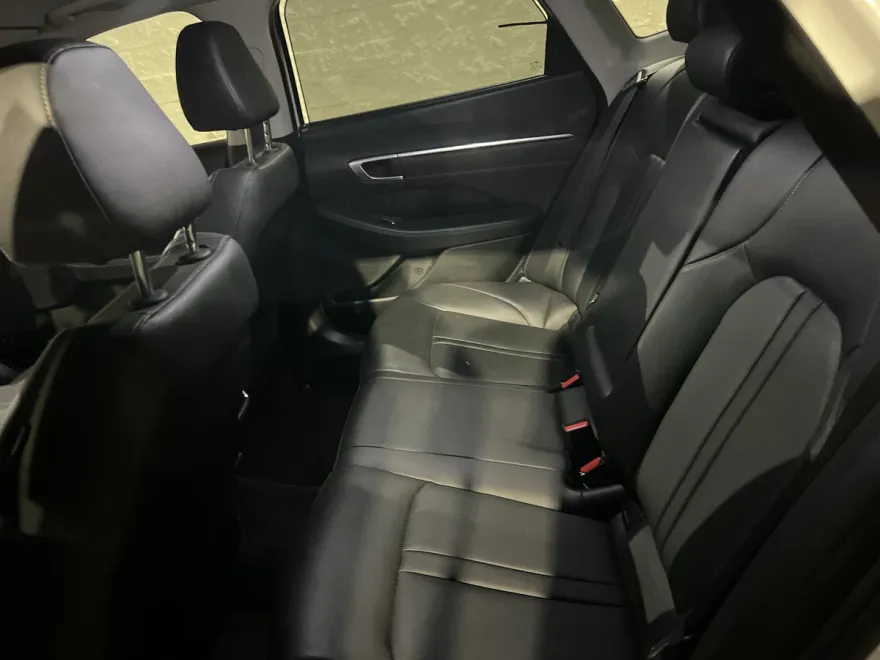 2022 Hyundai Sonata Hybrid Limited photo 1