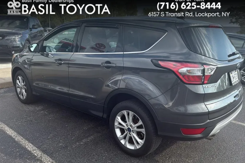 2017 Ford Escape SE photo 1