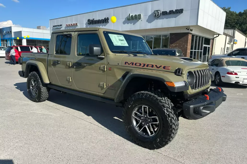 2025 Jeep Gladiator Mojave photo 1