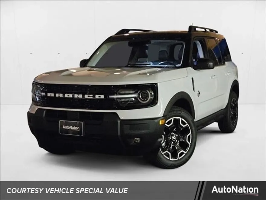 2025 Ford Bronco Sport Outer Banks photo 1
