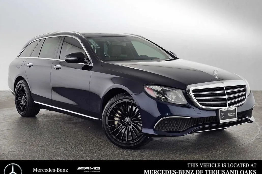 2018 Mercedes Benz E 400 4MATIC photo 1