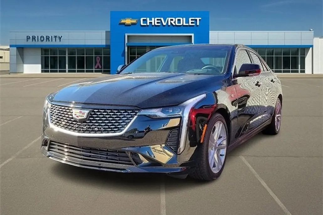 2023 Cadillac CT4 Luxury photo 1