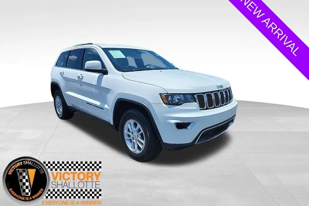 2020 Jeep Grand Cherokee Laredo photo 1