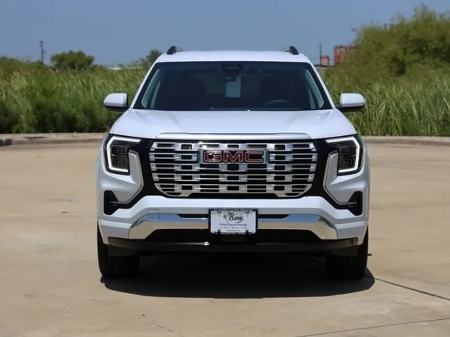 2026 Gmc Terrain Denali photo 1