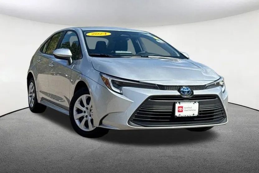 2024 Toyota Corolla Hybrid LE photo 1