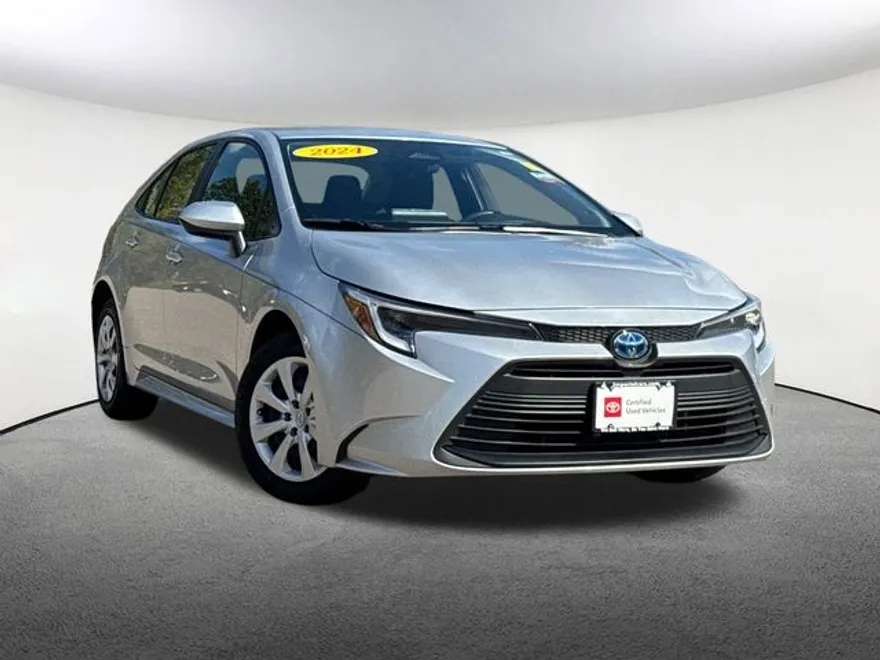 2024 Toyota Corolla Hybrid LE photo 1