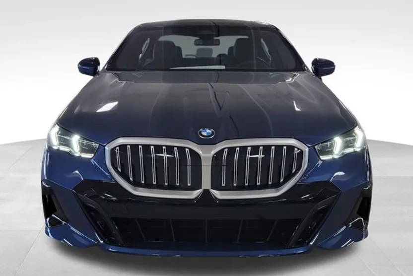 2025 Bmw 530i photo 1