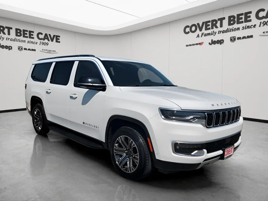 2024 Jeep Wagoneer L Series II photo 1