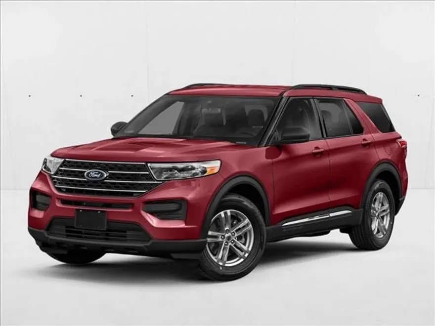 2023 Ford Explorer XLT photo 1