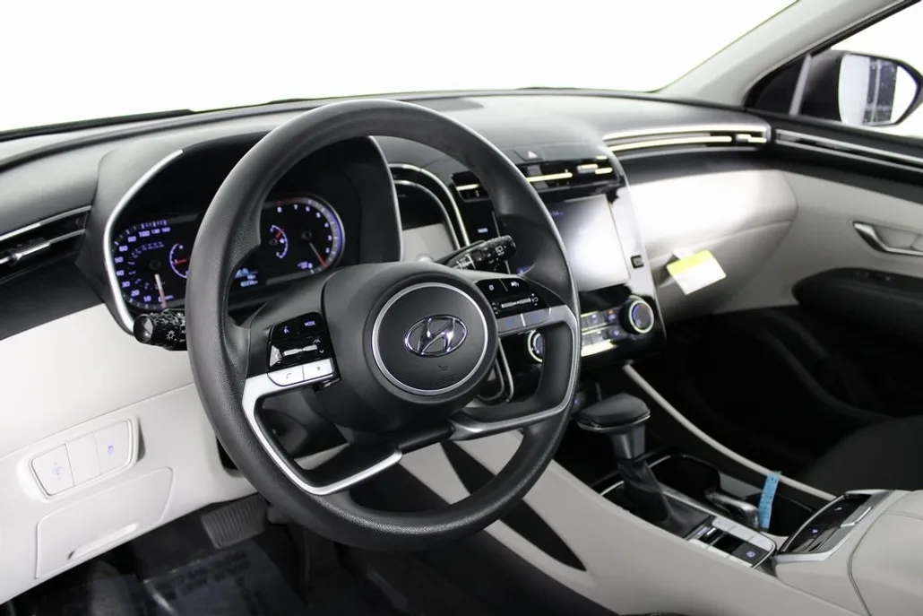 2022 Hyundai Tucson SEL photo 1