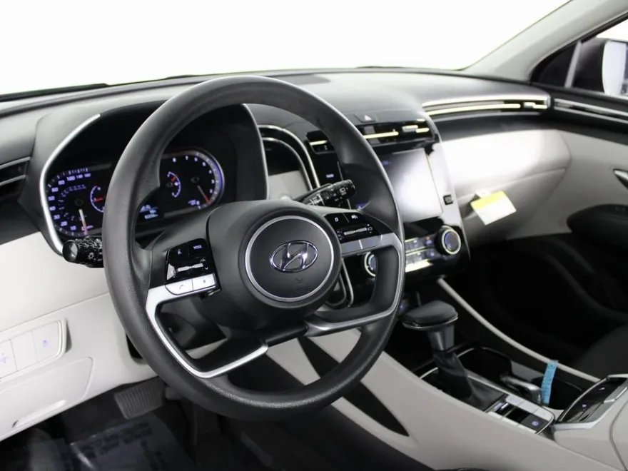 2022 Hyundai Tucson SEL photo 1