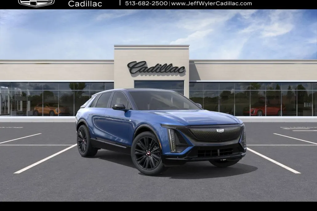 2025 Cadillac Lyriq Sport photo 1