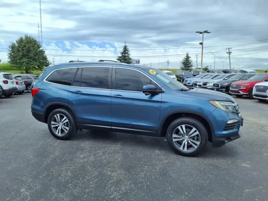 2016 Honda Pilot EX-L photo 1