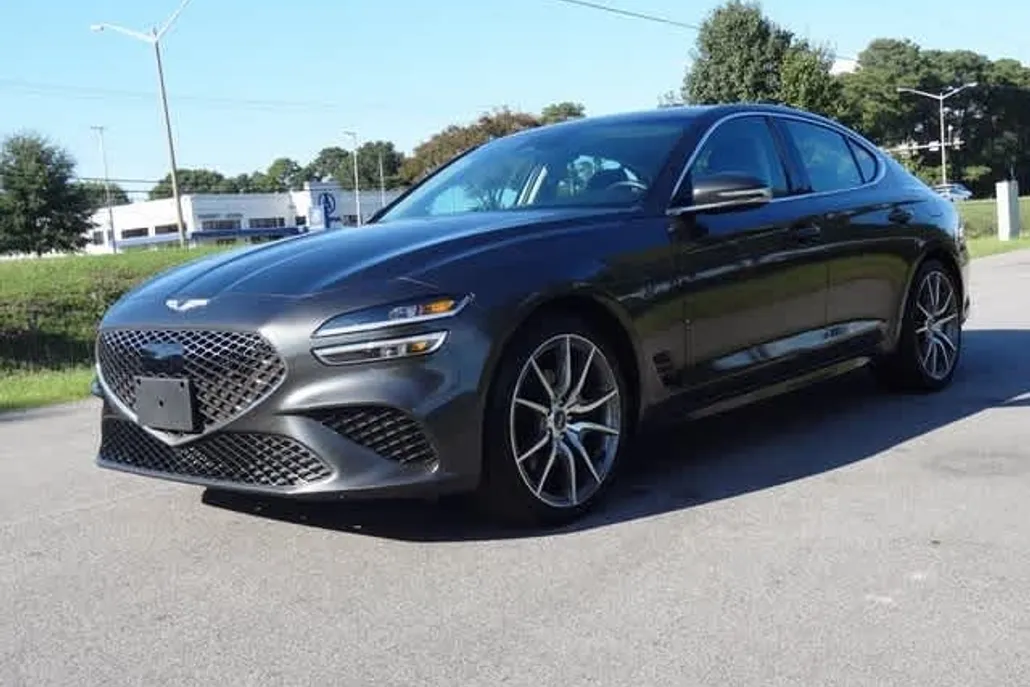 2023 Genesis G70 2.0T photo 1