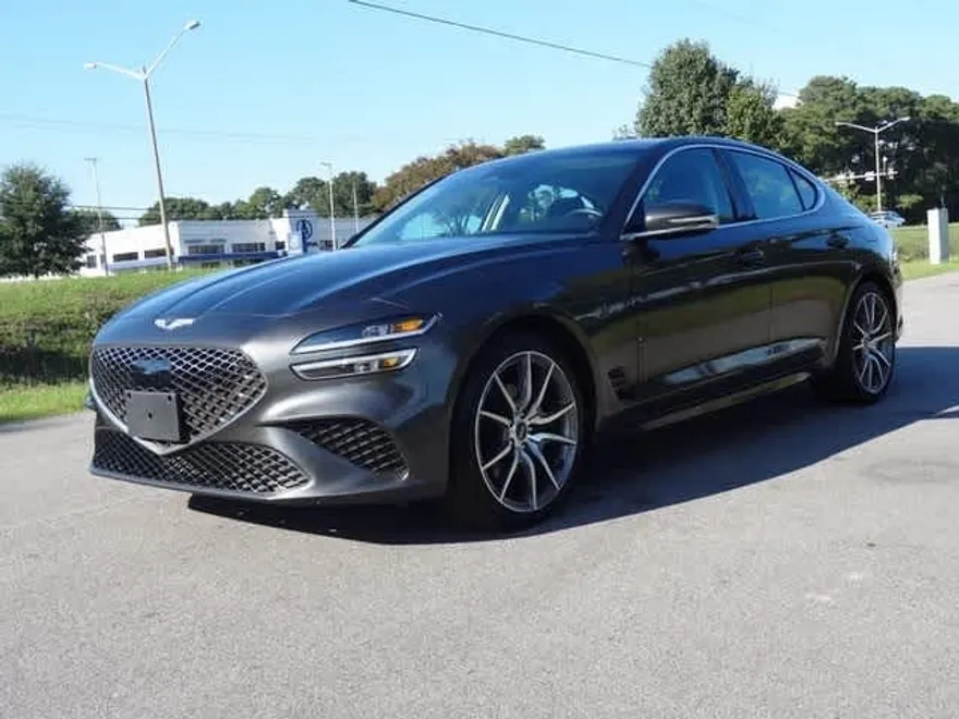2023 Genesis G70 2.0T photo 1