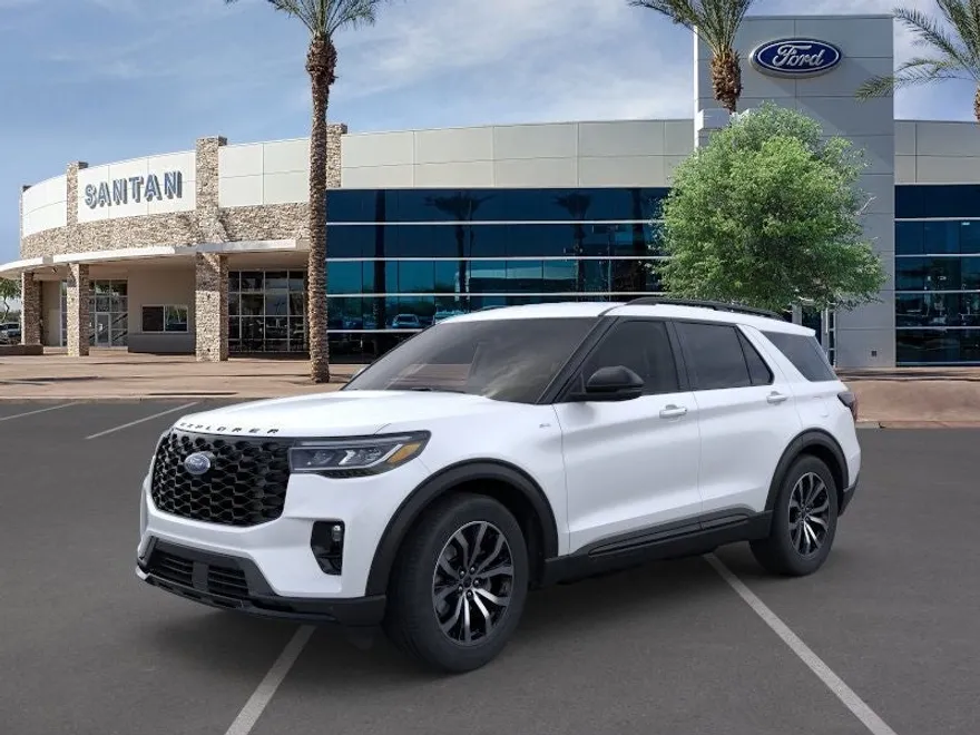 2025 Ford Explorer ST-Line photo 1