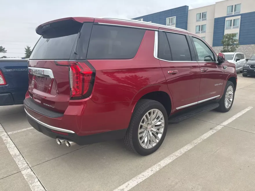 2023 Gmc Yukon Denali photo 1