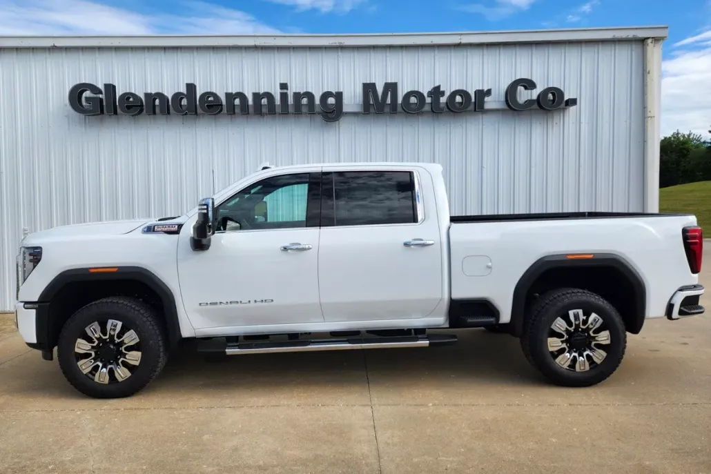 2025 Gmc Sierra 3500 HD Denali photo 1