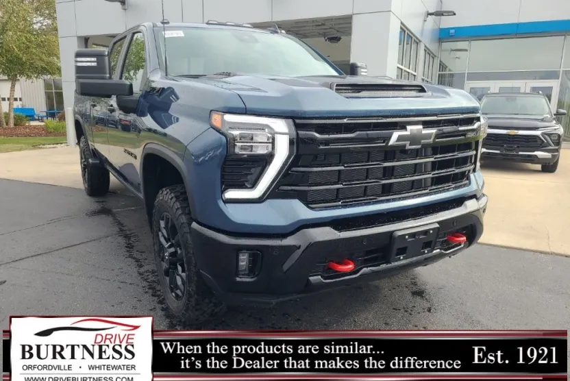 2026 Chevrolet Silverado 2500HD photo 1