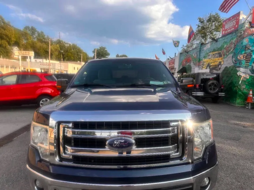 2014 Ford F-150 XLT photo 1
