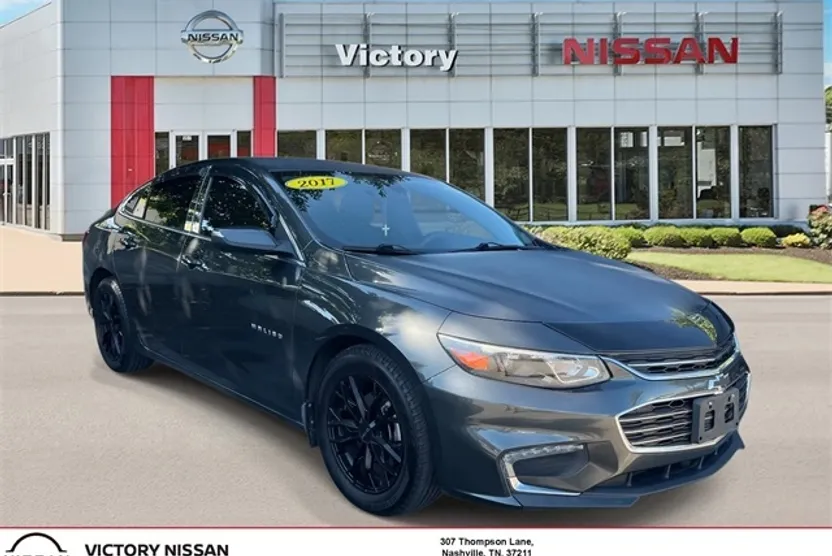 2017 Chevrolet Malibu 1LT photo 1