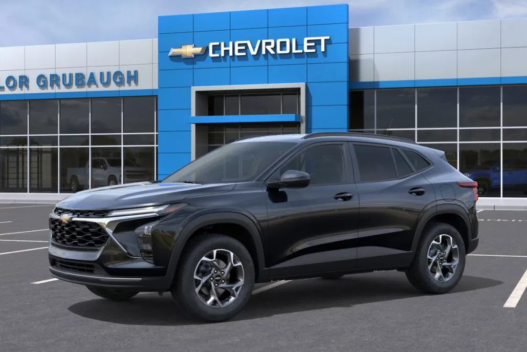 2025 Chevrolet Trax LT photo 1