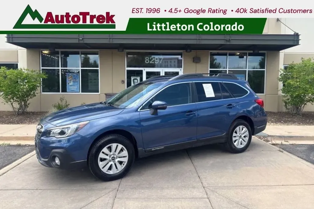 2019 Subaru Outback 2.5i Premium photo 1
