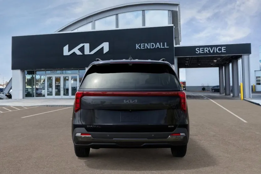 2025 Kia Carnival SX photo 1