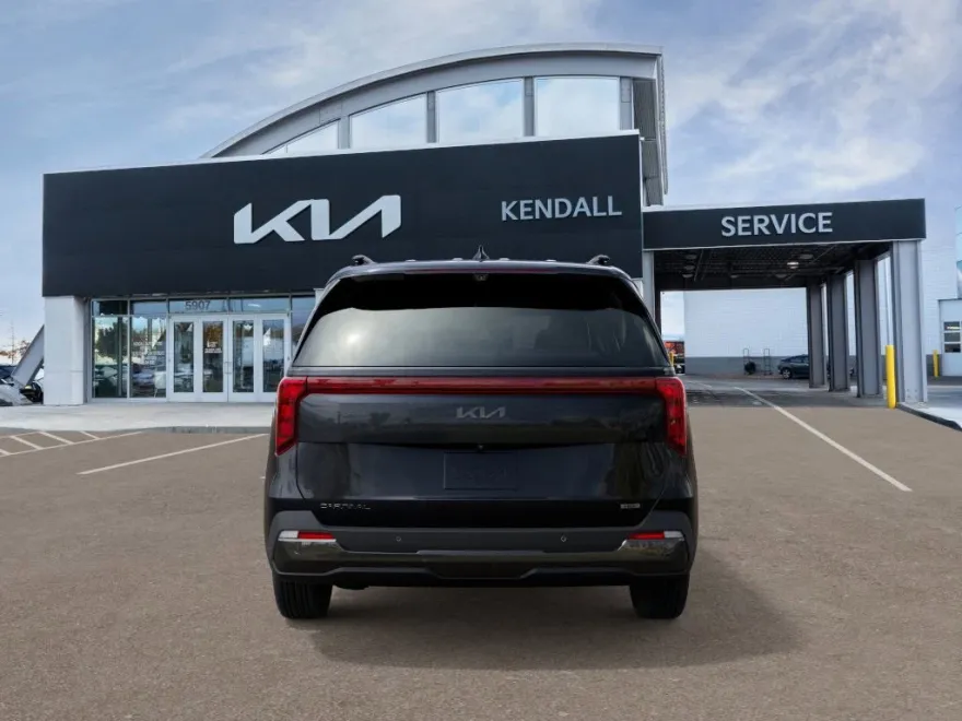 2025 Kia Carnival SX photo 1