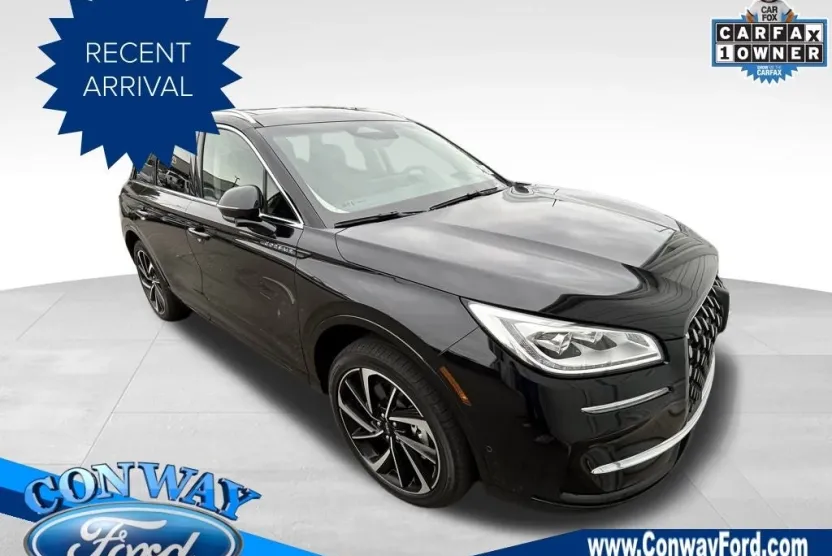 2023 Lincoln Corsair Grand Touring photo 1