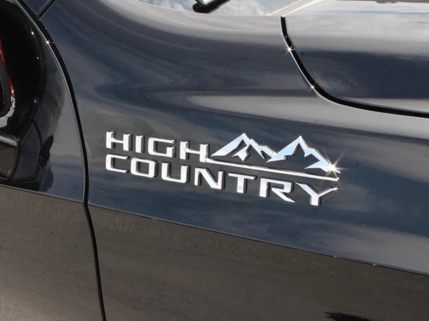 2024 Chevrolet Tahoe High Country photo 1