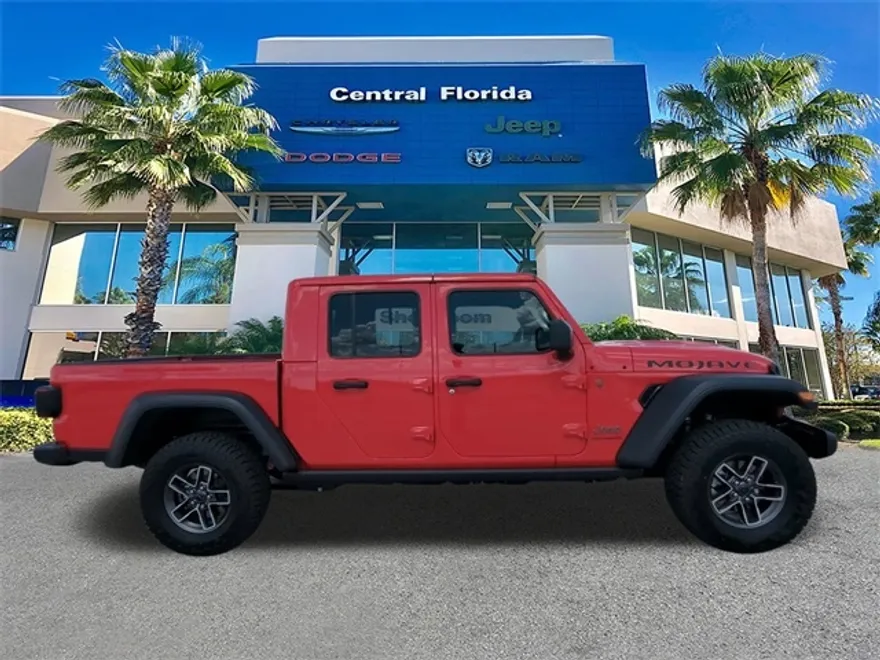 2025 Jeep Gladiator Mojave photo 1