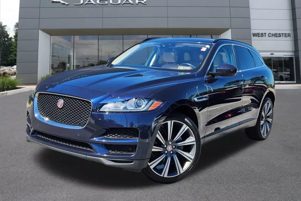 2018 Jaguar F-PACE Prestige photo 1
