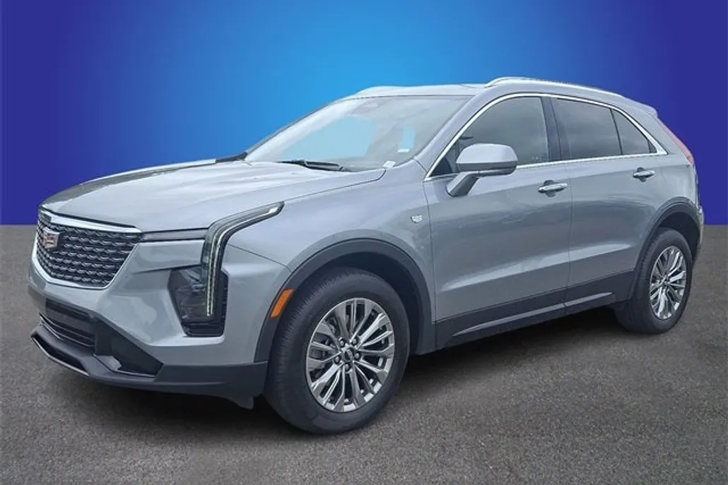 2024 Cadillac XT4 Premium Luxury photo 1