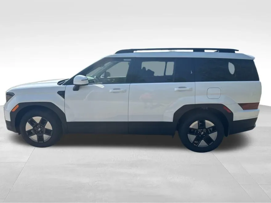 2026 Hyundai Santa Fe SEL photo 1