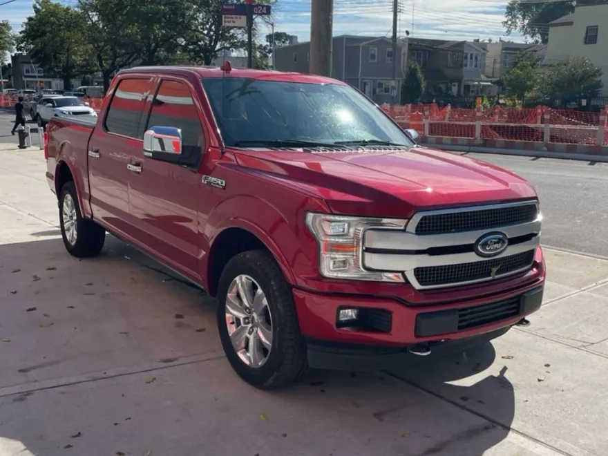 2020 Ford F-150 Platinum photo 1
